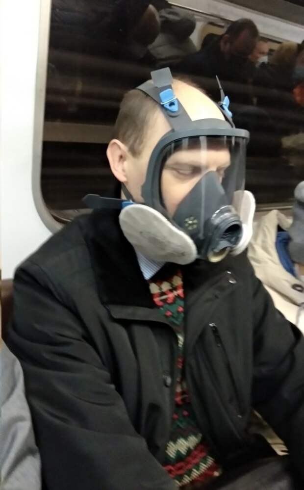Модники и чудаки из метро
