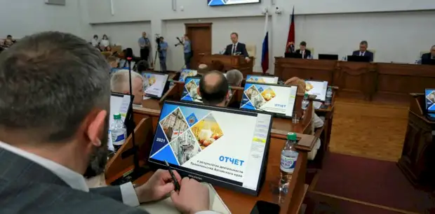 Майское настроение. Фоторепортаж с отчёта губернатора Виктора Томенко