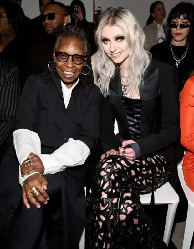 Вупи Голдберг и Тейлор Момсен