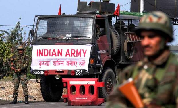 Кашмир лишают автономии. Индия и Пакистан стоят на грани новой войны