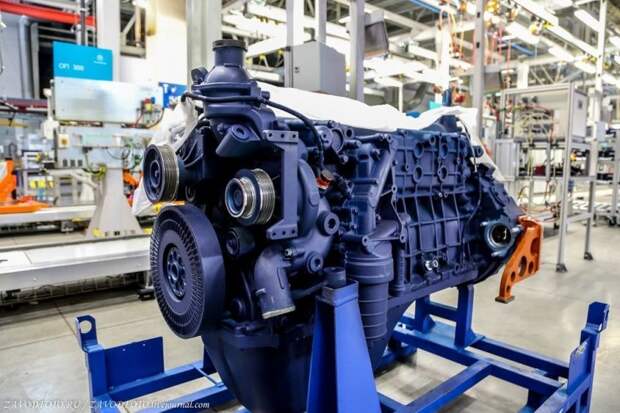 А вот так в сборе и выглядит новый дизельный двигатель КАМАЗ Р6 рабочим объёмом 12 л. авто, автозавод, автомобили, двигатель, двс, завод, камаз