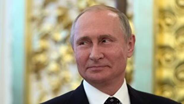 Президент РФ Владимир Путин на торжественном приеме в честь выпускников высших военных учебных заведений Минобороны РФ. 28 июня 2018