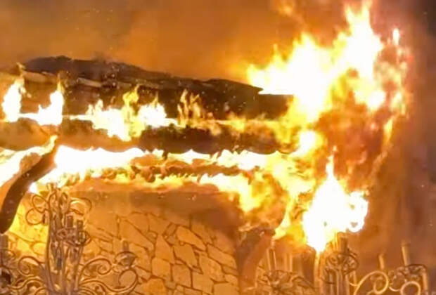 Любимый пятизвездочный отель принца Уильяма загорелся в Куршевеле и попал на видео