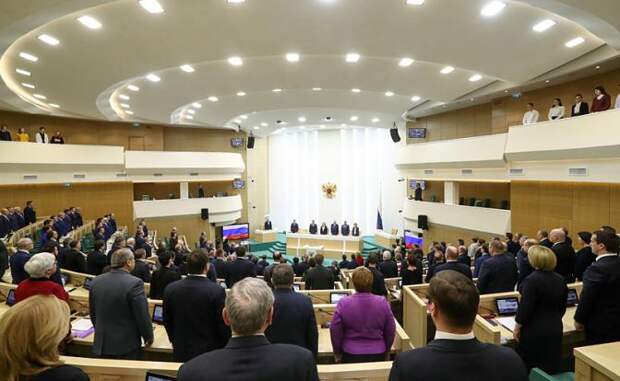 На фото: заседание Совета Федерации РФ