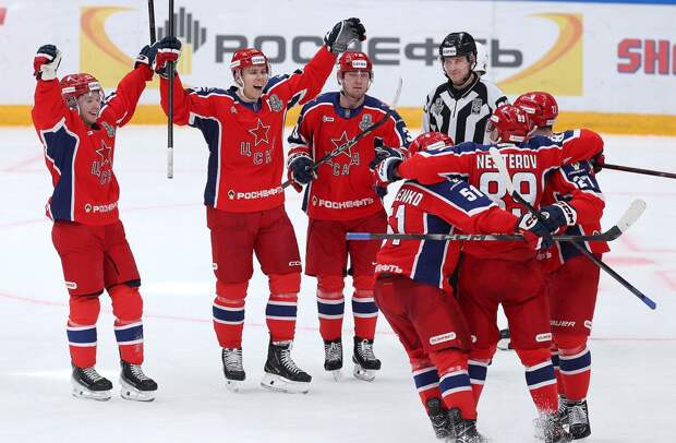 «ЦСКА выглядел организованнее, мобильнее, и результат не заставил себя ждать». Плющев о серии армейцев в плей-офф