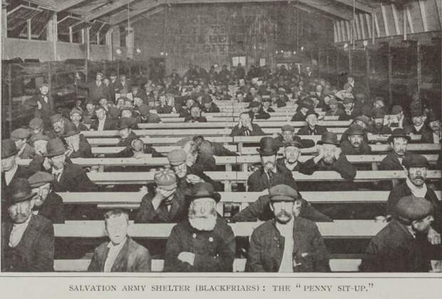 За 1 пенс человека кормили небольшим ломтиком хлеба и чаем, а также позволяли посидеть в теплом помещении / Фото: pikabu.ru За 1 пенс человека кормили небольшим ломтиком хлеба и чаем, а также позволяли посидеть в теплом помещении / Фото: pikabu.ru