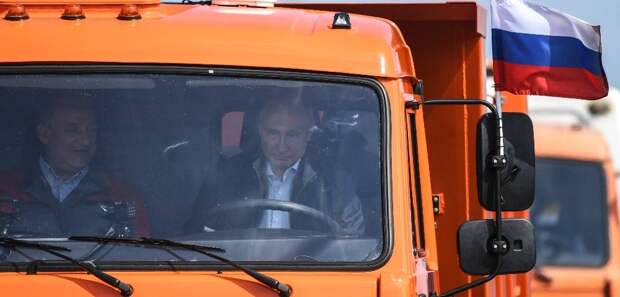 Владимир Путин открыл Крымский мост Владимир Путин открыл Крымский мост