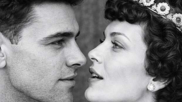 Футболисты СССР мечтали о Мисс Канаде, а капитан «Локо» ее поцеловал: «Артемьев старался, впивался как пиявка»