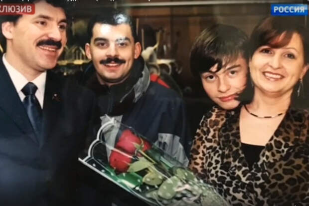 Сыновья не общаются из-за конфликта родителей