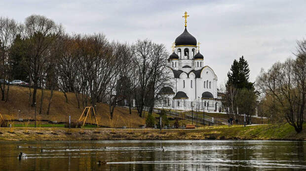 храм