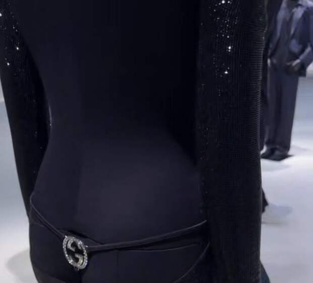 Бренд Gucci продает стринги с бриллиантами за €95 тысяч