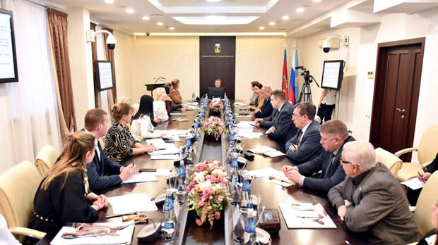 В Барнауле выработали комплексный подход к решению проблемы бездомных животных