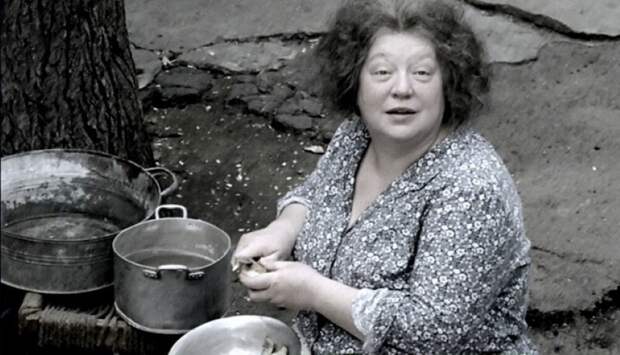 Несовпадения Светланы Крючковой: К 75-летию со дня рождения Несовпадения Светланы Крючковой: К 75-летию со дня рождения