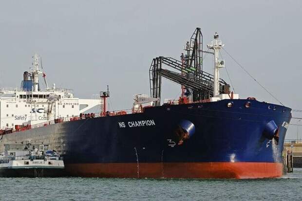 «Теневой флот» и морская блокада: как Запад перешел от санкций к войне