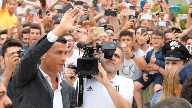 Неймар прокомментировал переход Роналду в «Ювентус»