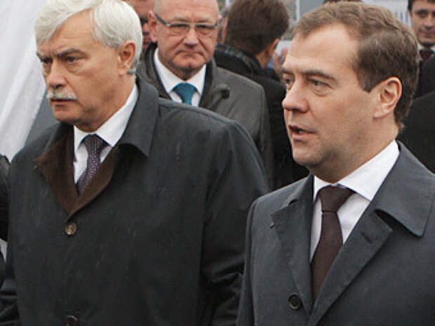 Полтавченко стало стыдно за обидевших Медведева петербуржцев