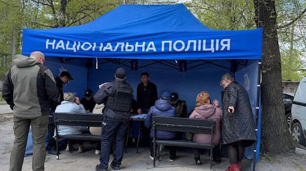 На Украине полицейских начали приглашать на похороны мобилизованных ими мужчин