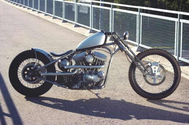 Harley-Davidson-Sportster-3 Кастом Harley-Davidson “Petroleum Spirit”