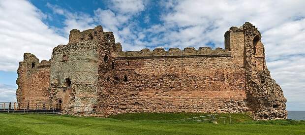Города и веси: Tantallon Castle путешествия, факты, фото