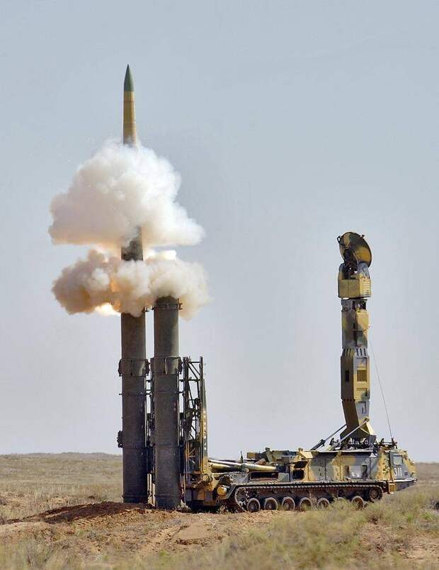 Зенитная ракетная система С-300В: против самолётов, крылатых и баллистических ракет