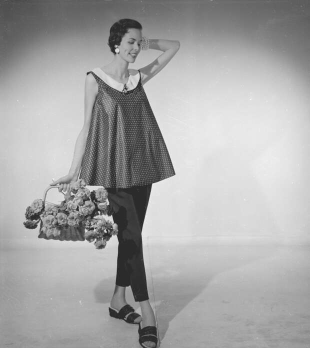 17 фото, по которым видно, как менялась мода для беременных