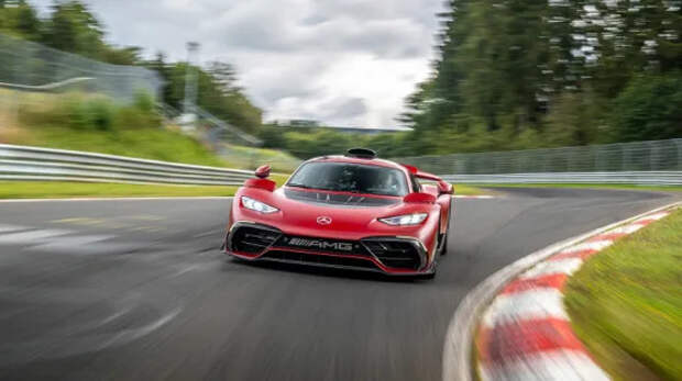 Масштабный отзыв Mercedes-Benz AMG One: проверяют риск возгорания из-за гидравлики
