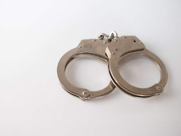 Житель Пензы обвинили в контрабанде орденов на сумму более 1 млн рублей