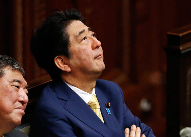 Синдзо Абэ заявил о желании заключить мир с РФ до конца своего срока