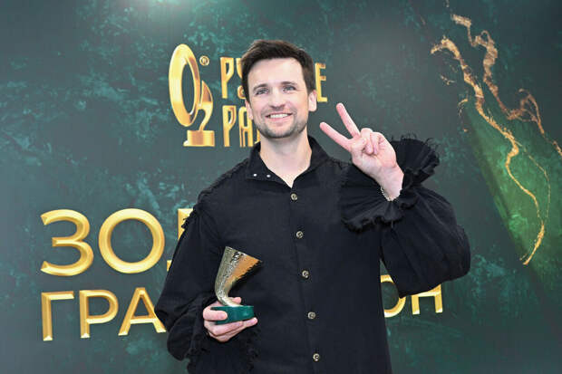 Певец Дмитрий Колдун заявил, что права на песню "Дай мне силу" принадлежат Киркорову