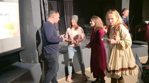 Из слова рождается история