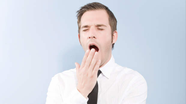 «Наше тело немощно»: священник рассказал, может ли бес залететь в рот во время зевания