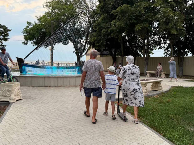 Как правильно отвечать на вопрос «Как дела» и еще 5 фраз бабушки, которые однозначно изменят жизнь за 40 дней