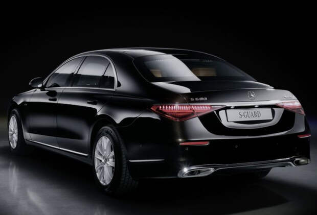 Мерседес-Бенц S 680 Guard 4Matic