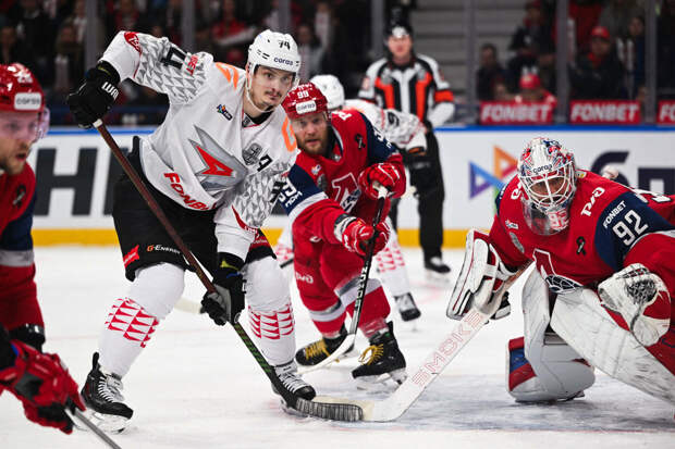 СДК КХЛ вынесла решение по массовой драке во втором матче «Локомотива» и «Авангарда»