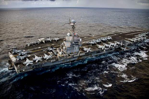 Три авианосца США впервые за десятилетия действуют на Ближнем Востоке
