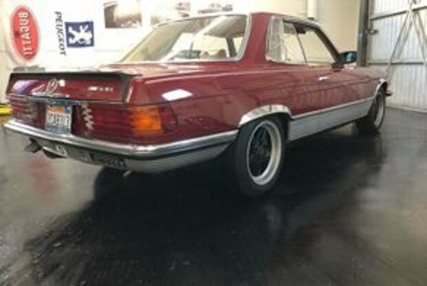 Пенсионерка продала купе Mercedes 450 SLC AMG, которым владела 42 года