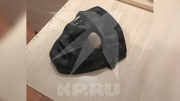 Мужчина с топором и в маске ворвался в школу в Дагестане