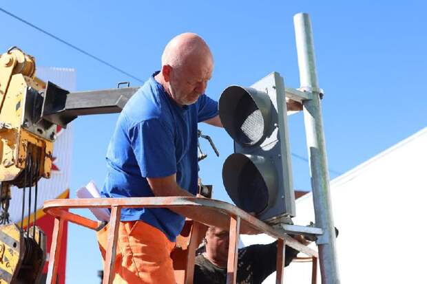 Мэр Воронежа Сергей Петрин анонсировал открытие движения по улице Свободы Мэр Воронежа Сергей Петрин анонсировал открытие движения по улице Свободы