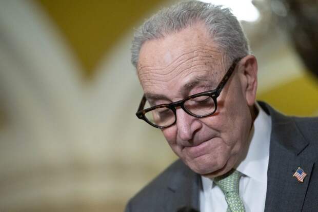 Сенатор США Шумер перепутал Иран и Израиль, когда говорил о ядерном оружии