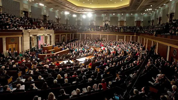 Однопартийное расследование: Демпартия обвинила Белый дом в «предательстве демократии»