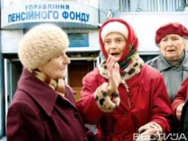 Яценюк потребовал восстановления соцвыплат в освобожденных городах Яценюк потребовал восстановления соцвыплат в освобожденных городах