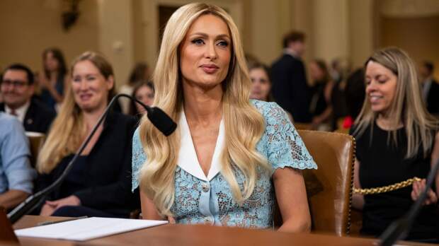 Папарацци застали Пэрис Хилтон за попыткой остаться незамеченной