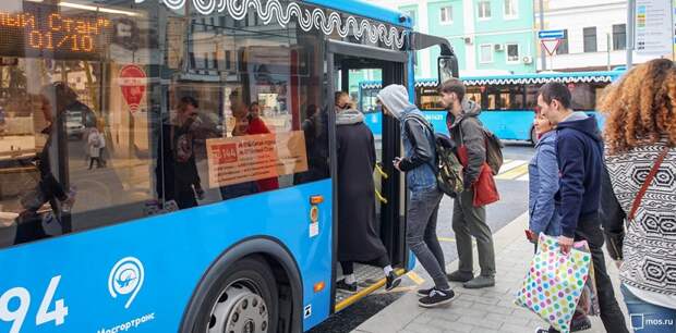 автобус, пассажиры