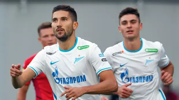 Агент прокомментировал информацию о возможном переходе Сутормина в ЦСКА