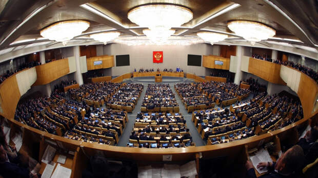 "Двойка с минусом": в Госдуме раскритиковали годовой отчёт Банка России