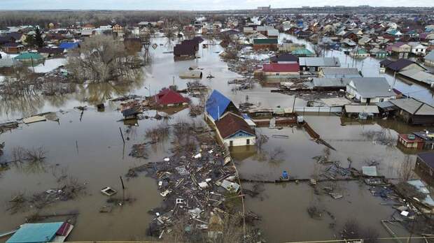 За сутки в Оренбургской области освободились от паводковой воды почти 800 домов