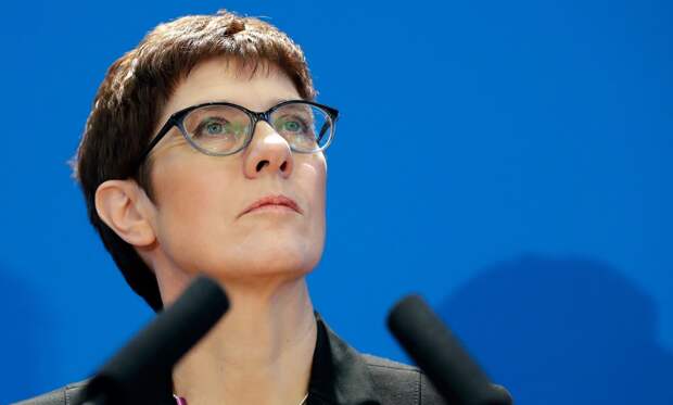 Преемница Меркель выступает за «Северный поток-2», несмотря на обеспокоенность других стран