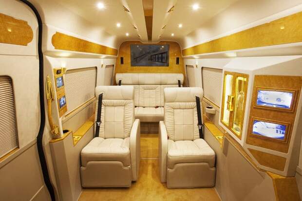 Пуленепробиваемый Mercedes Sprinter от компании Lexani Motorcars