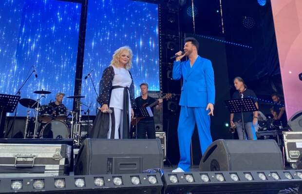 «Снять маску снежной королевы»: эксперт раскрыл, может ли Лариса Долина вернуть доверие россиян