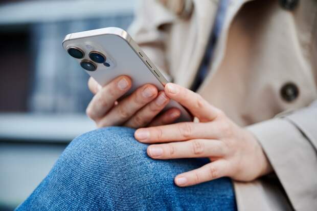 Мошенники блокируют айфоны россиян через VPN на фоне ограничения Telegram